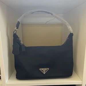 DH GATE BLACK PRADA SHOULDER BAG